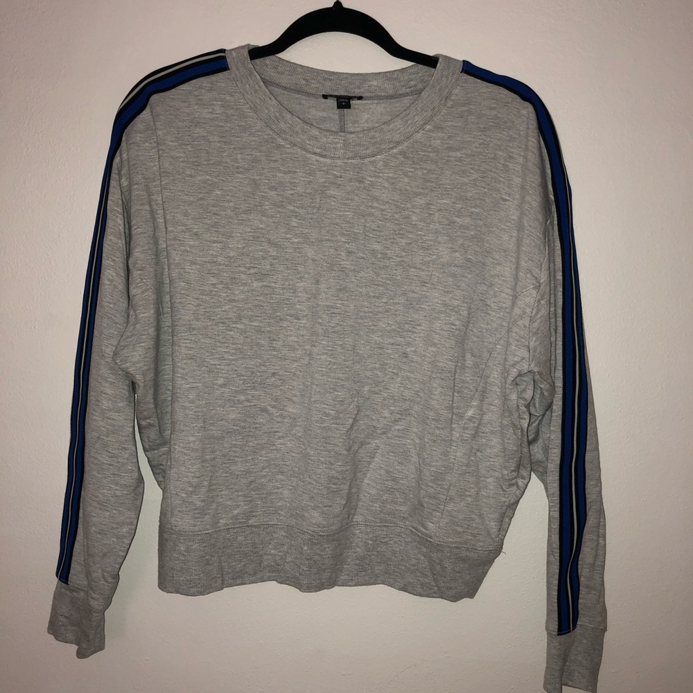Crop Sweatshirt with strips